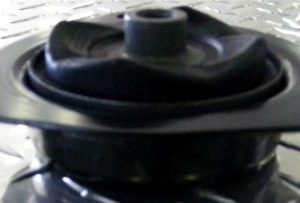 Suspension Strut Top Insulator - Nissan Elgrand E50