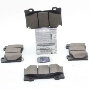 Brake Pads Front - Nissan Skyline V36